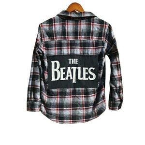 Vtg 80's Upcycled Flannel Top "The Beatles" Logo Tartan‎ Plaid Pullover Black